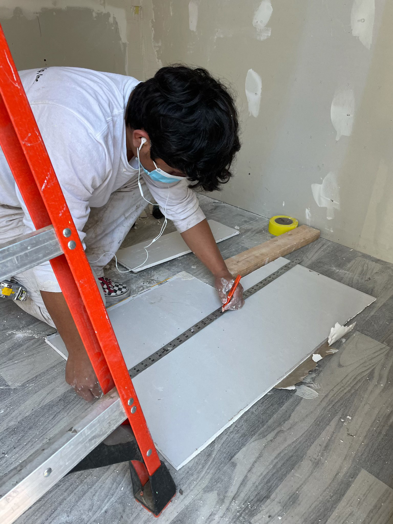 Tiny Home Construction Floor