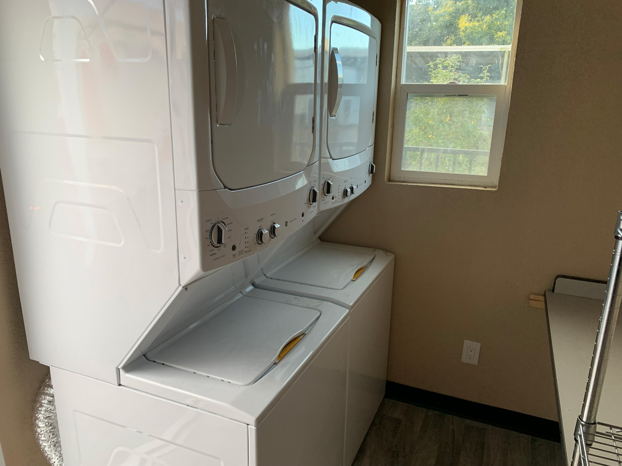 Tiny Home Washer & Dryer